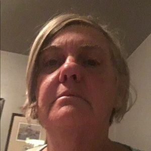 Meet your Posher, Connie